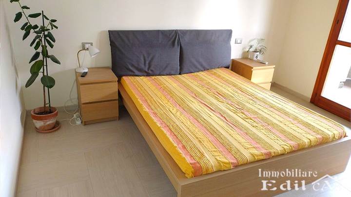 Rif. 103 AFFITTASI STANZA ALL INCLUSIVE IN APPARTAMENTO SIGNORILE  A MODENA VICINO CENTRO.